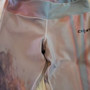 Onnit leggings